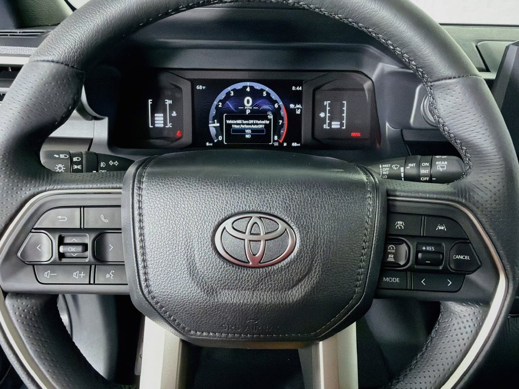 New 2026 Toyota 4Runner SR5 AWD/4WD image 15