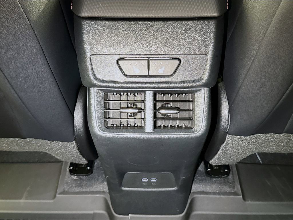 New 2026 Chevrolet Equinox RS w/ Convenience Package III FWD image 14