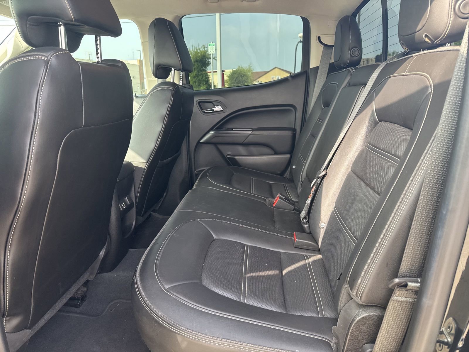 Used 2019 GMC Canyon Denali RWD image 10