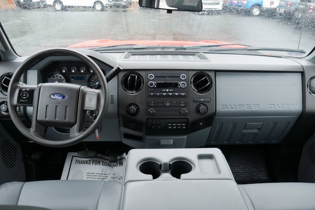 Used 2016 Ford F250 XL w/ XL Appearance Package image 3