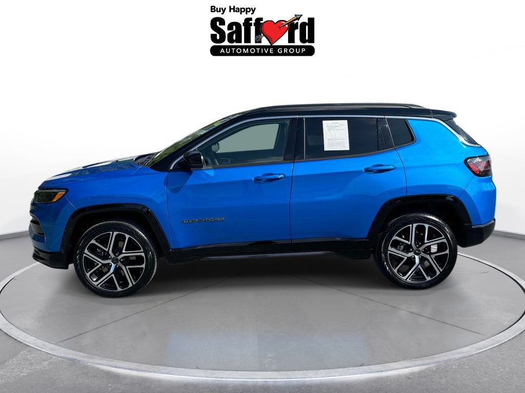 Used 2025 Jeep Compass Limited w/ Elite Group AWD/4WD image 4