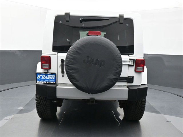 Used 2014 Jeep Wrangler Unlimited Sahara w/ Connectivity Group image 4