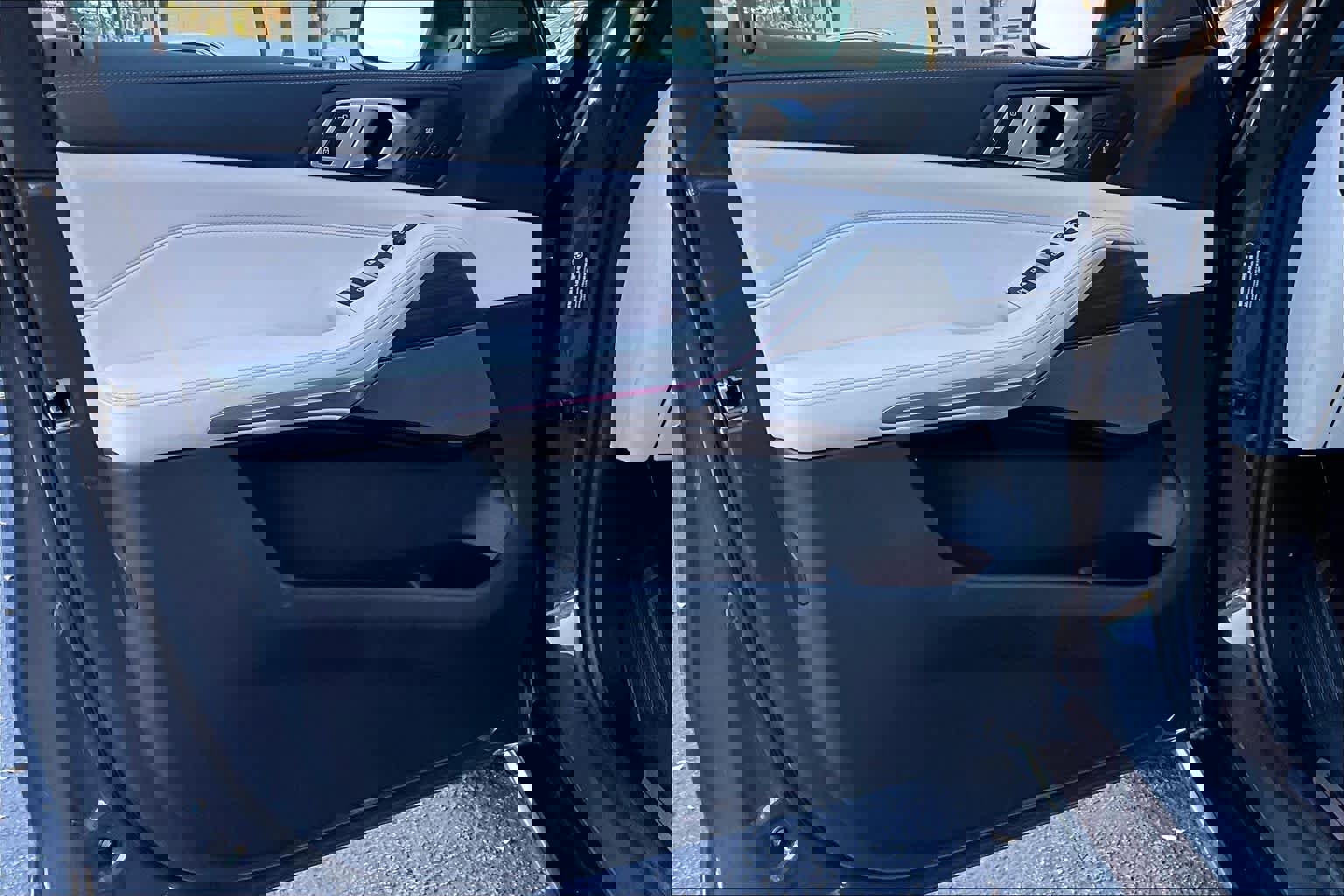 Certified 2025 BMW X5 xDrive40i image 21