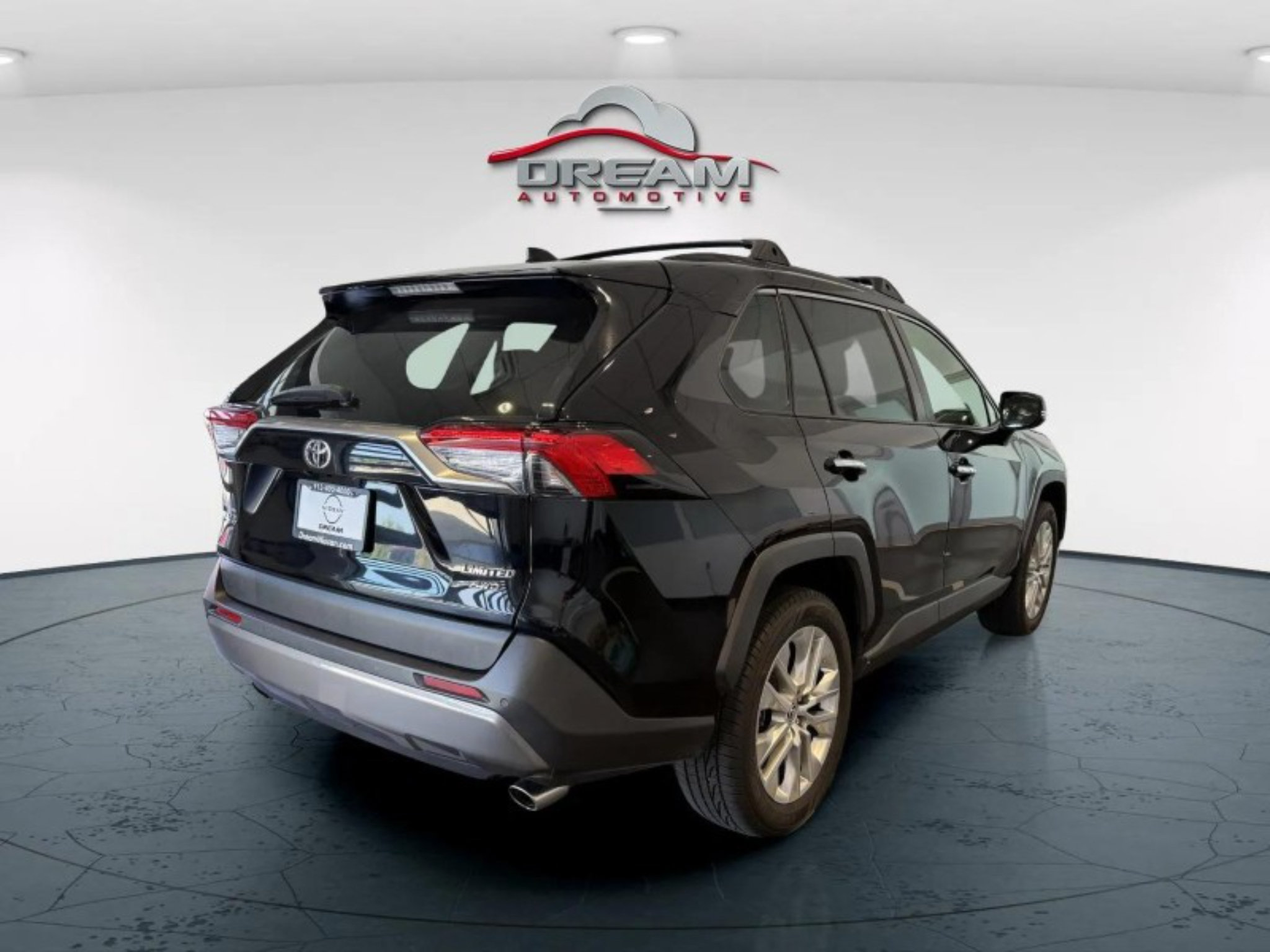 Used 2019 Toyota RAV4 Limited w/ Cold Weather Package AWD/4WD image 25
