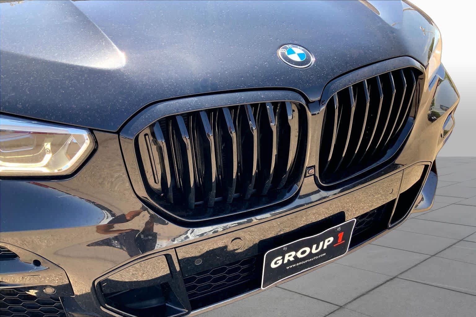 Used 2022 BMW X5 xDrive40i w/ M Sport Package AWD/4WD image 37