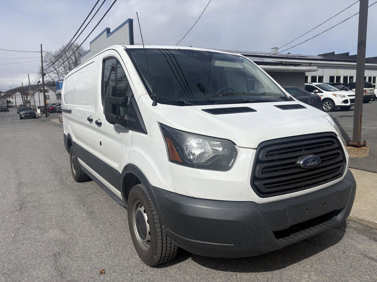 Used 2016 Ford Transit 150 130 Low Roof RWD image 6