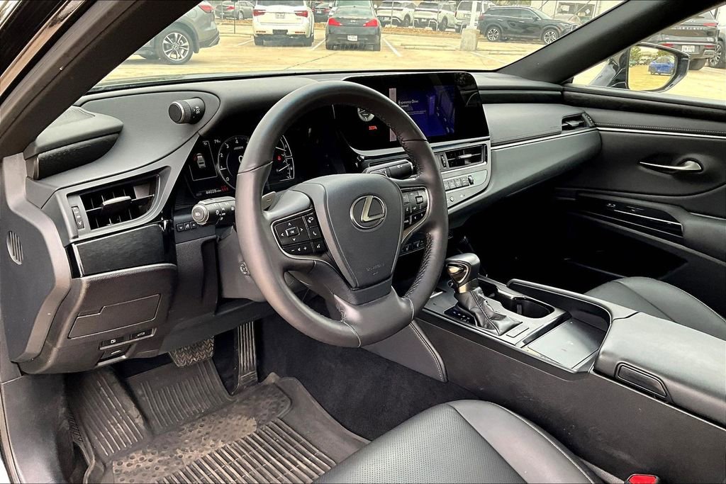 Used 2024 Lexus ES 350 w/ Premium Package image 18