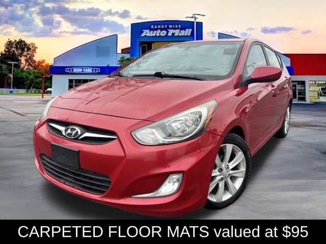 Used 2012 Hyundai Accent SE image 2