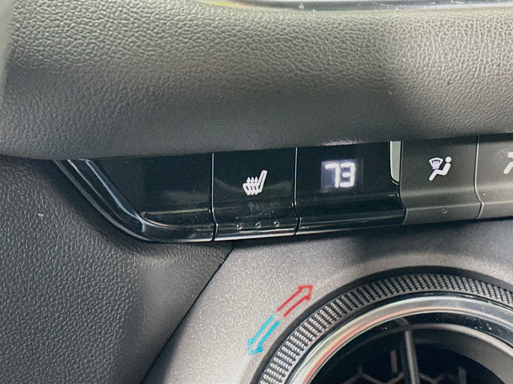 Used 2024 Chevrolet Blazer LT FWD image 27