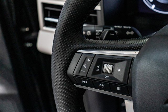 New 2025 Mitsubishi Outlander SEL image 9