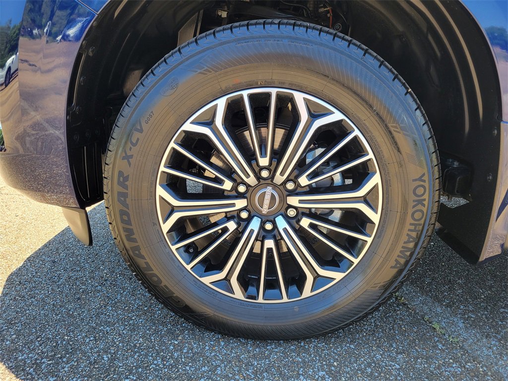 New 2025 Nissan Armada SL w/ Captain's Chari Seat Package image 21