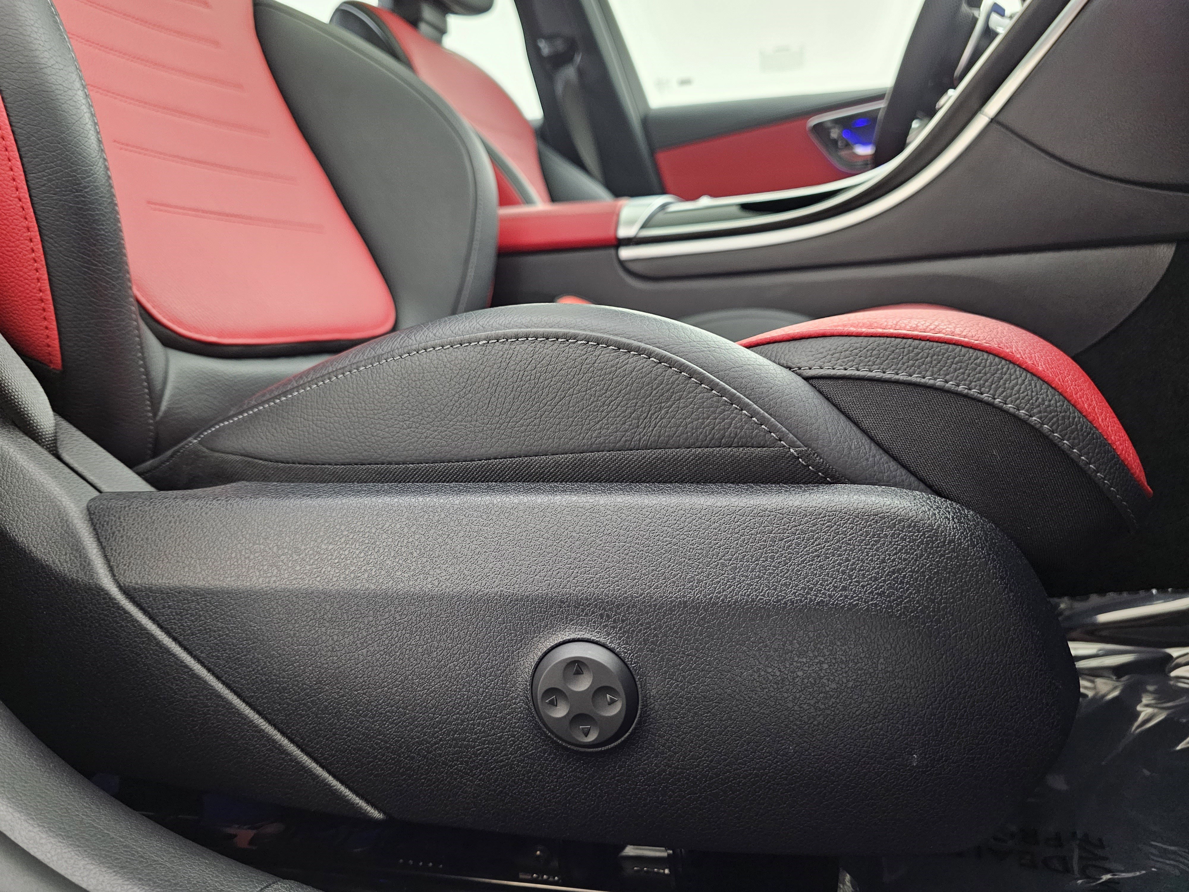 Certified 2024 Mercedes-Benz C 43 AMG 4MATIC Sedan image 18