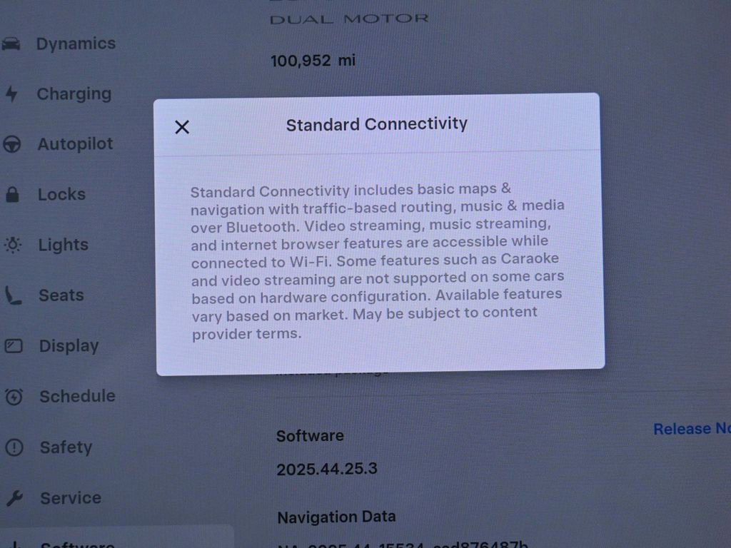 Used 2018 Tesla Model 3 Long Range image 33