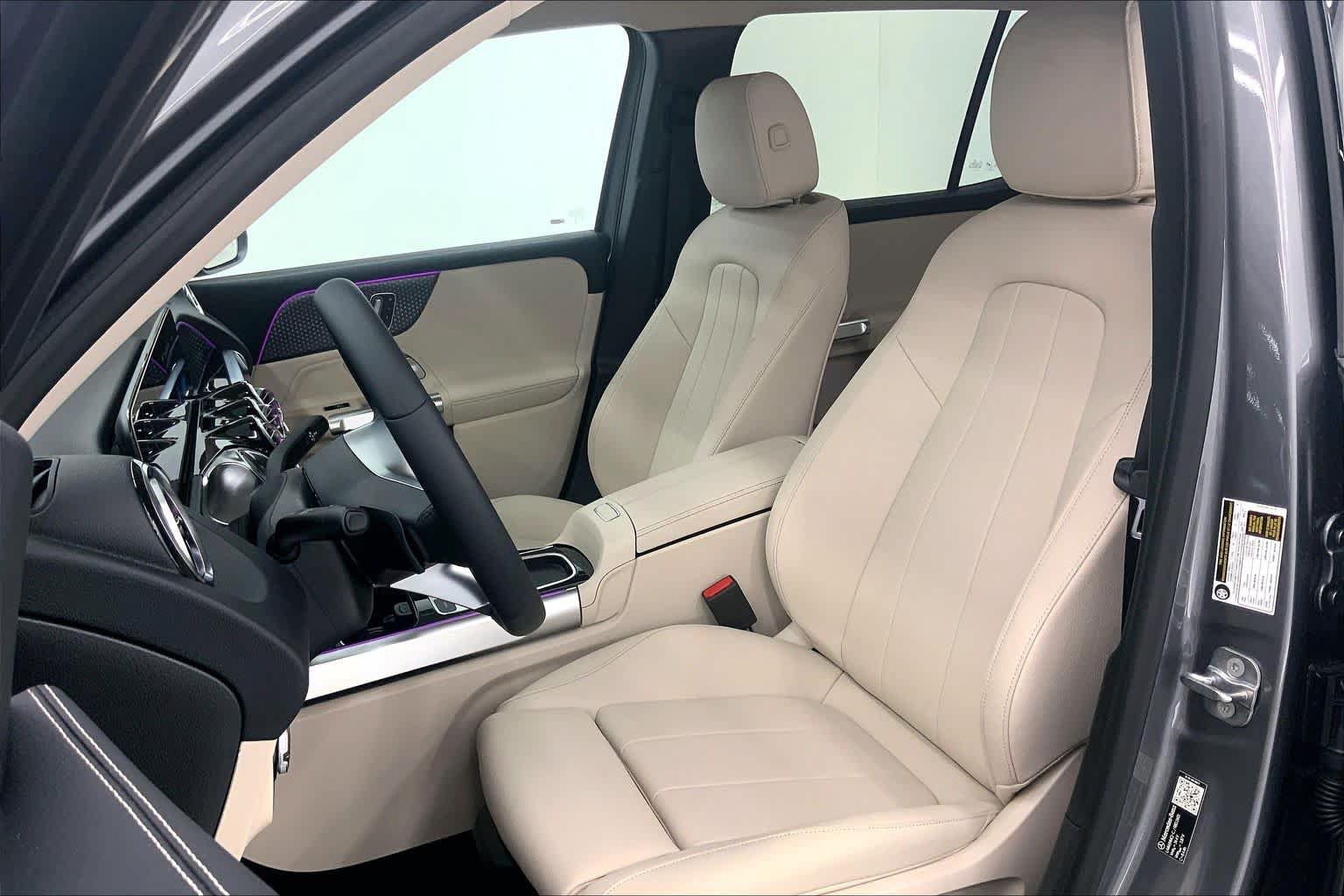 New 2026 Mercedes-Benz GLB 250 image 22