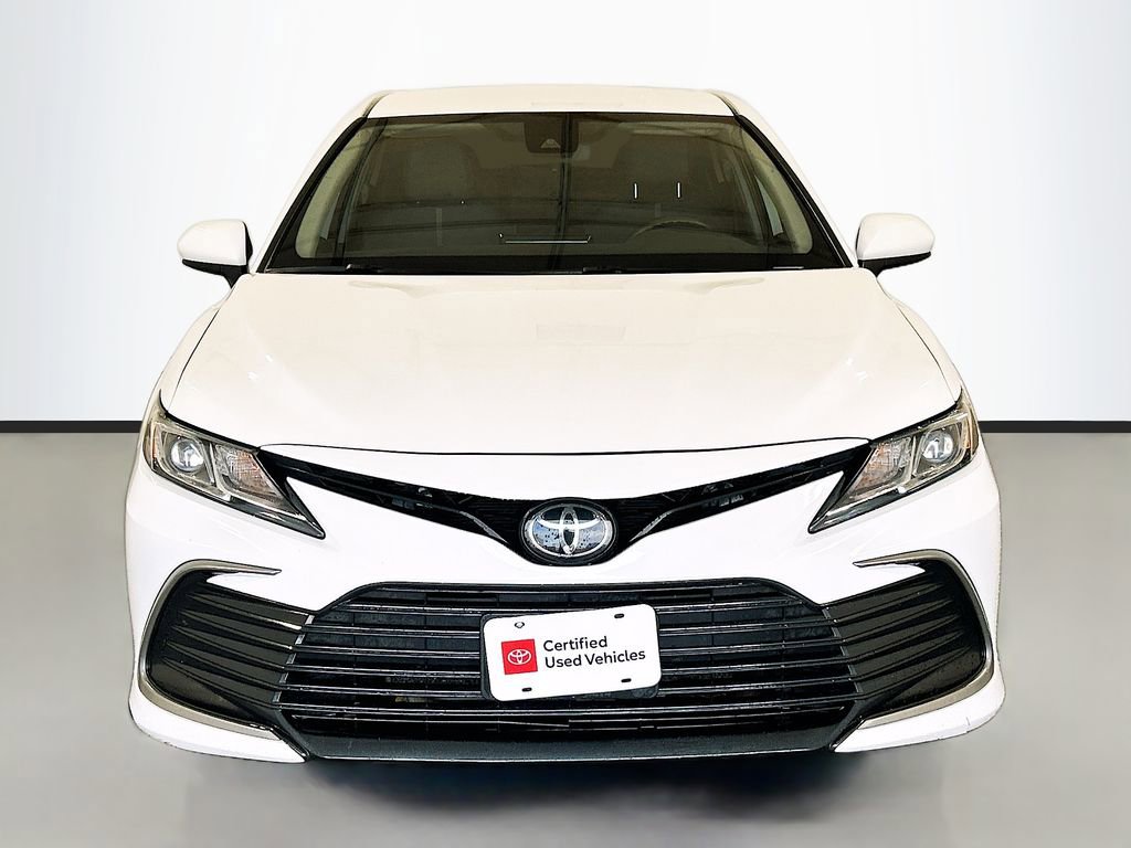 Used 2024 Toyota Camry LE FWD image 2