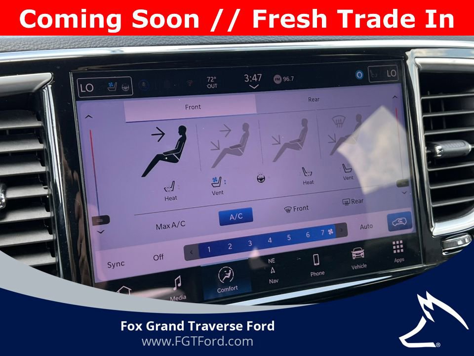 Used 2025 Chrysler Pacifica Limited FWD image 23