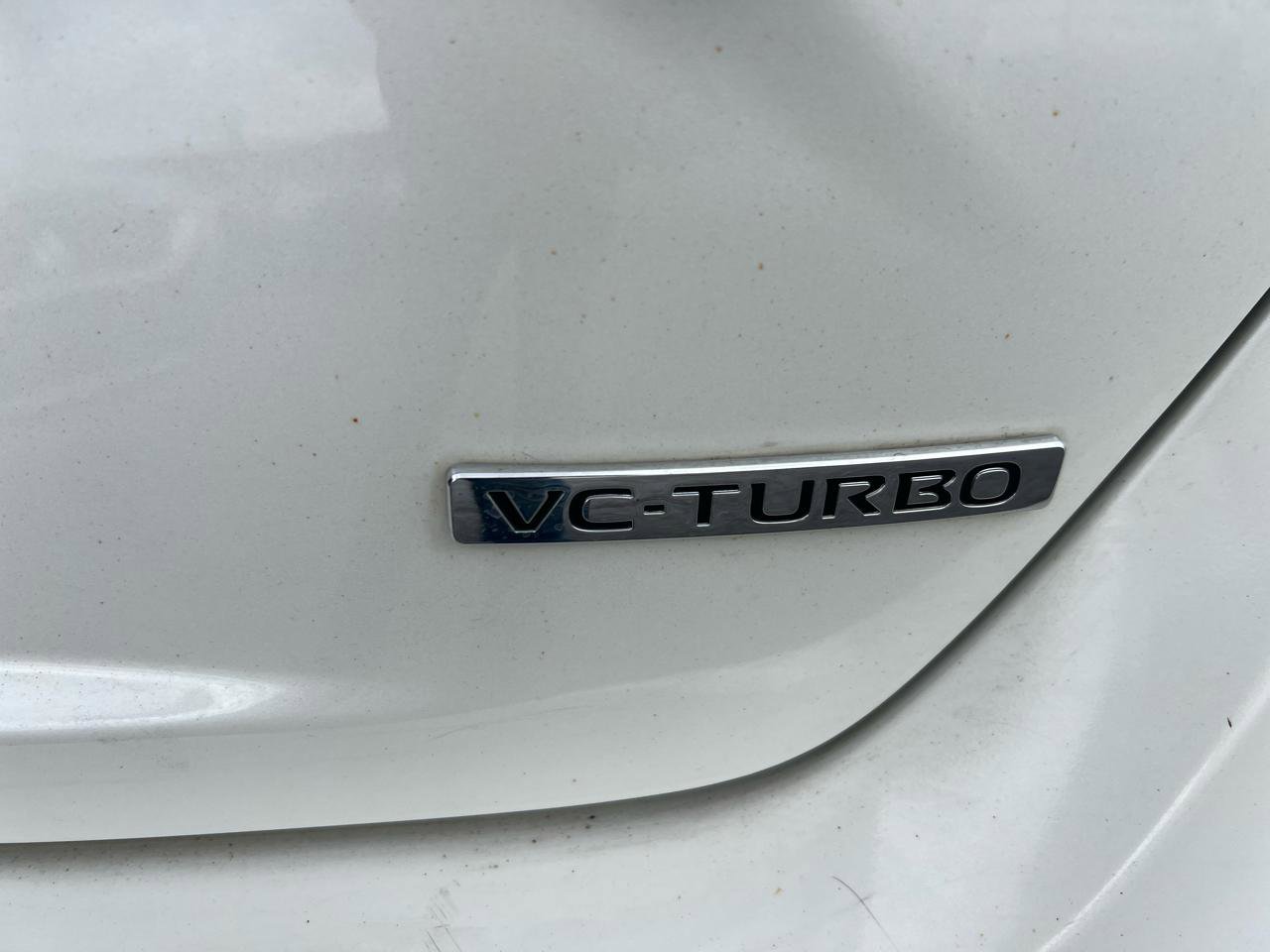 Used 2020 Nissan Altima 2.0 Platinum FWD image 6