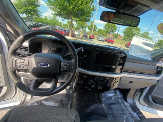 Used 2023 Ford F350 XLT w/ FX4 Off-Road Package AWD/4WD image 16