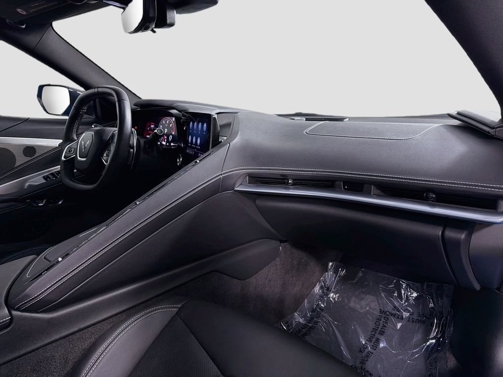 Used 2023 Chevrolet Corvette Stingray Preferred Conv w/ Z51 Performance Package RWD image 27