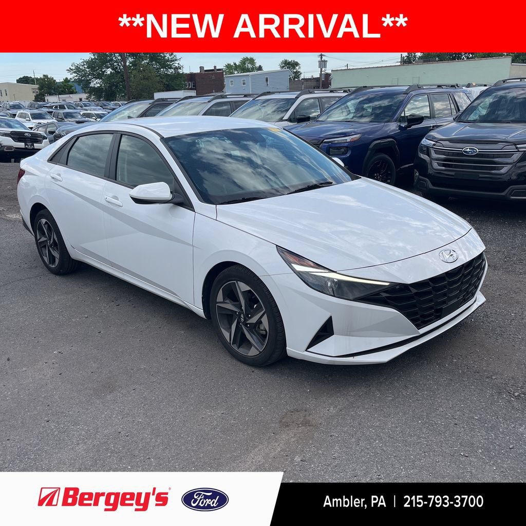 Used 2023 Hyundai Elantra SEL w/ Convenience Package