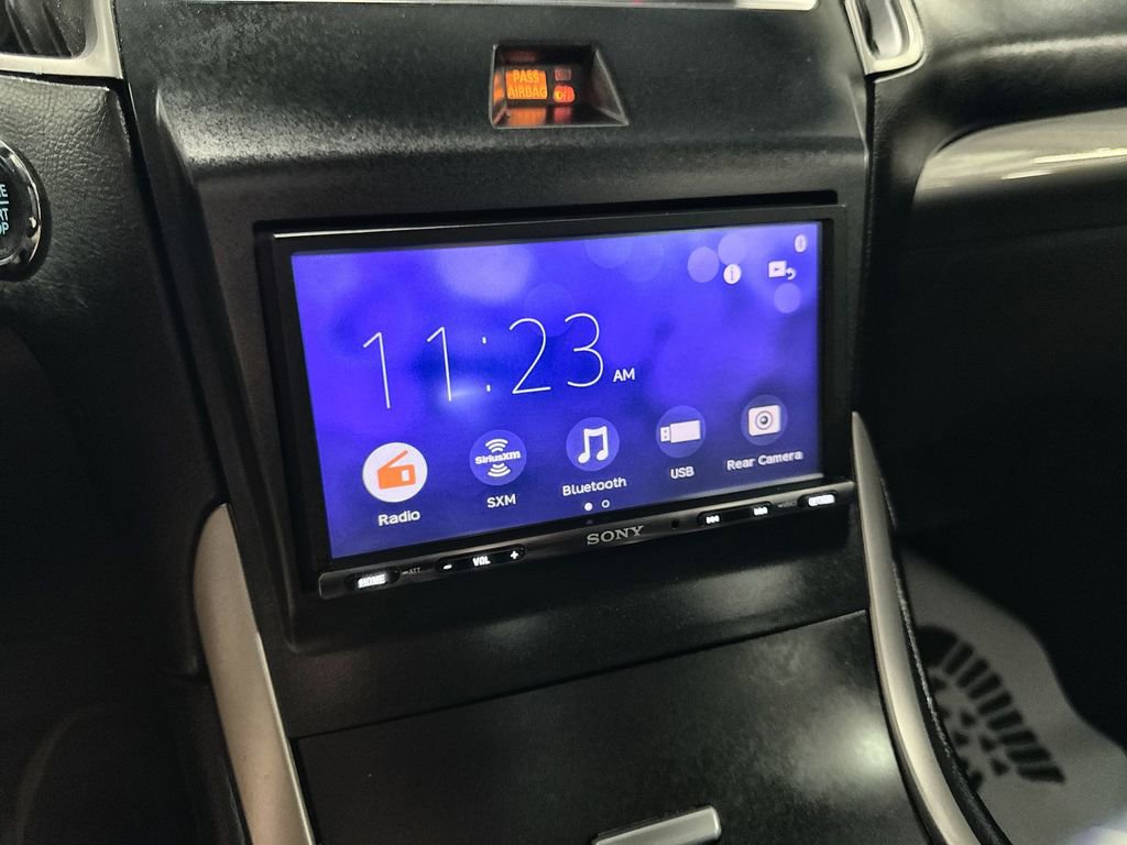 Used 2015 Ford Edge SEL w/ Equipment Group 201A AWD/4WD image 19