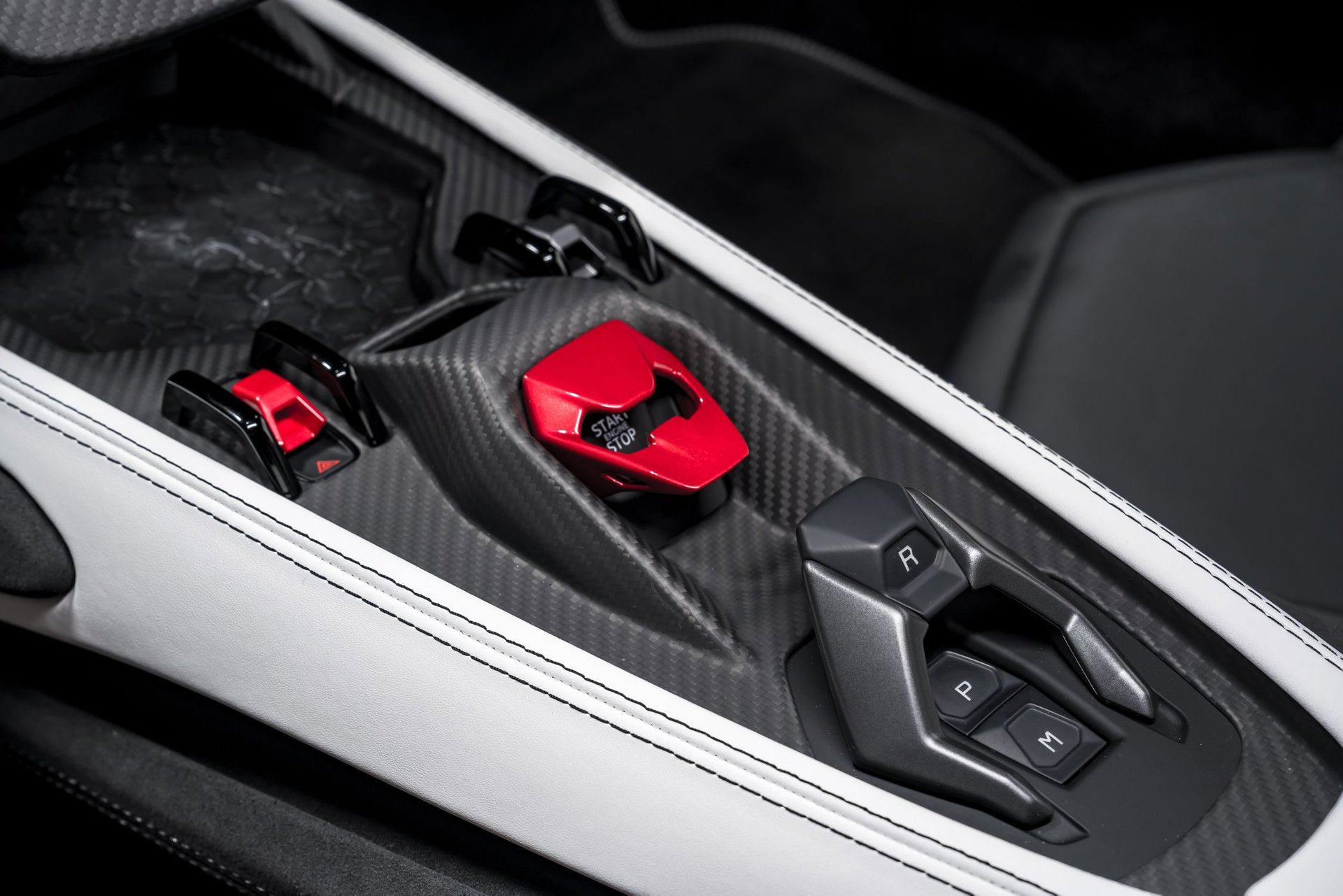 Used 2024 Lamborghini Revuelto image 22
