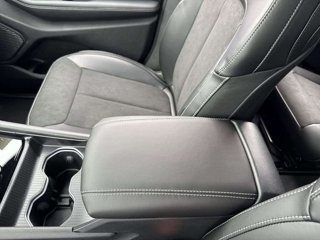 New 2025 Jeep Grand Cherokee L Altitude image 21