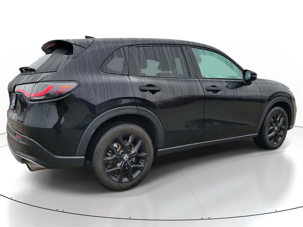 Used 2023 Honda HR-V Sport image 4