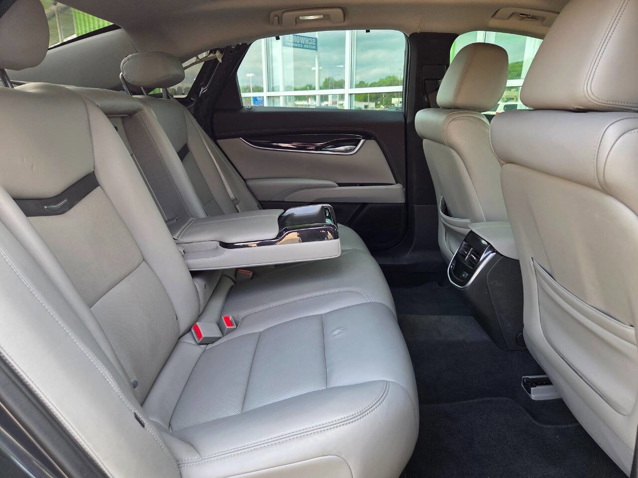 Used 2016 Cadillac XTS Luxury image 19