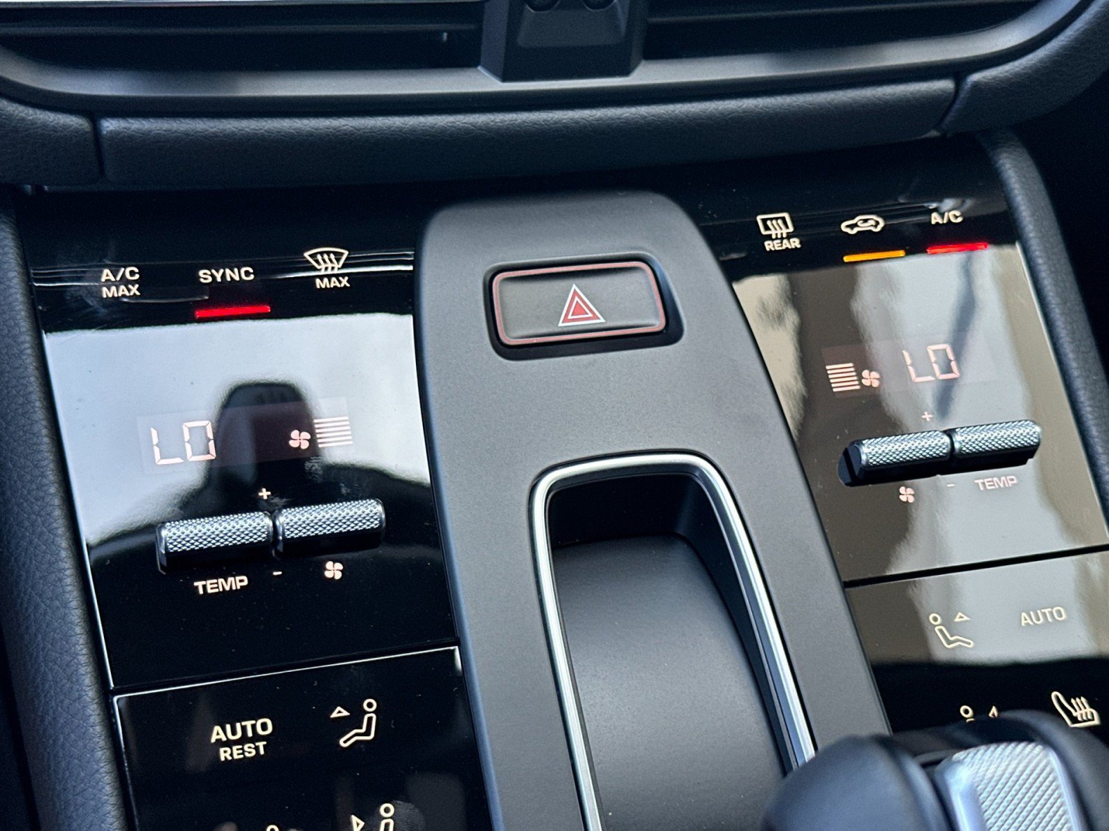 New 2026 Porsche Macan S AWD/4WD image 21