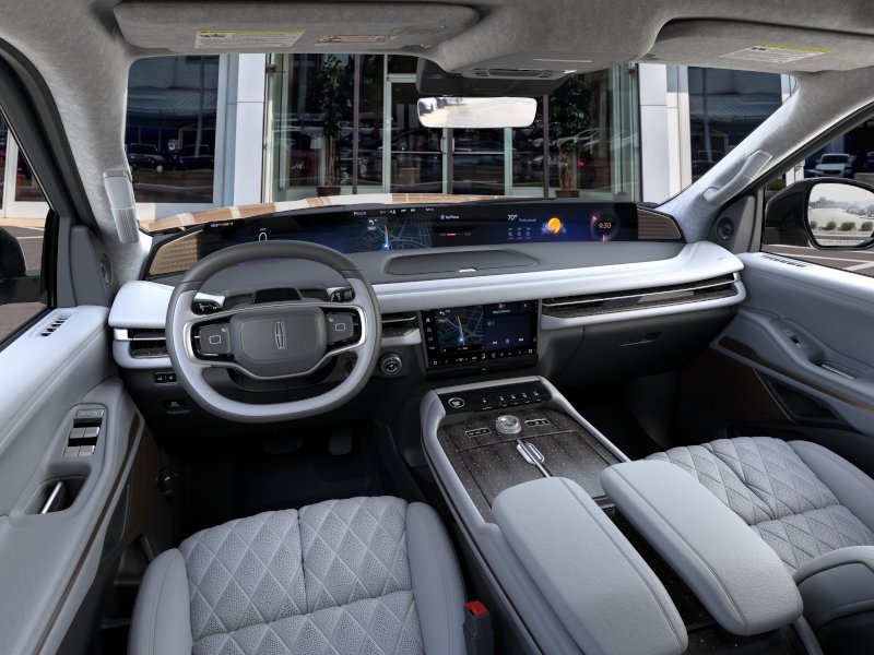New 2026 Lincoln Navigator L Black Label w/ Black Label Special Edition AWD/4WD image 9