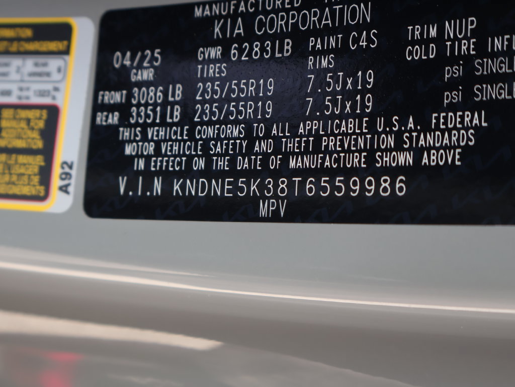 New 2026 Kia Carnival SX w/ SX Dark Edition Package FWD image 40