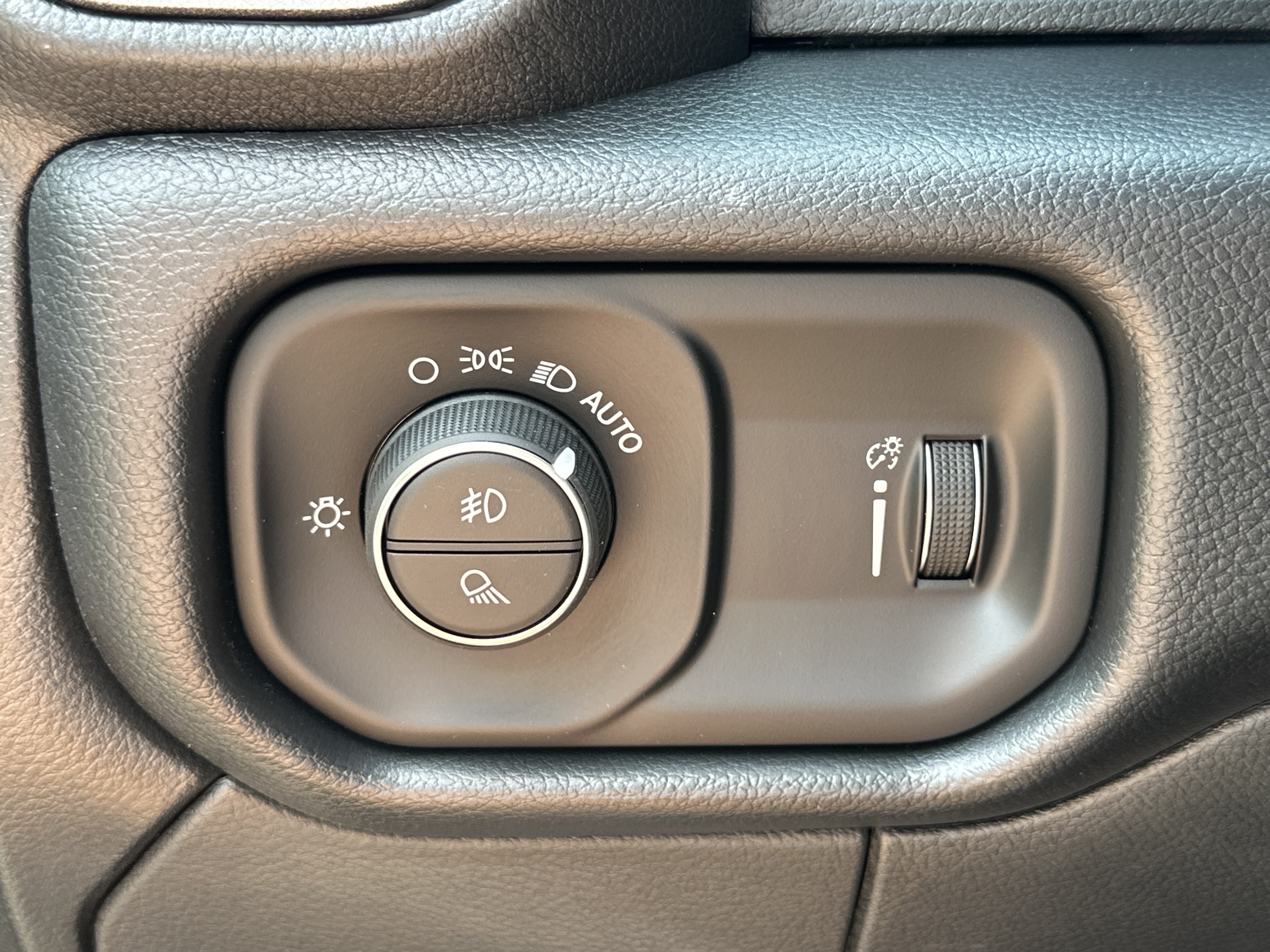 New 2026 RAM 3500 Tradesman AWD/4WD image 14