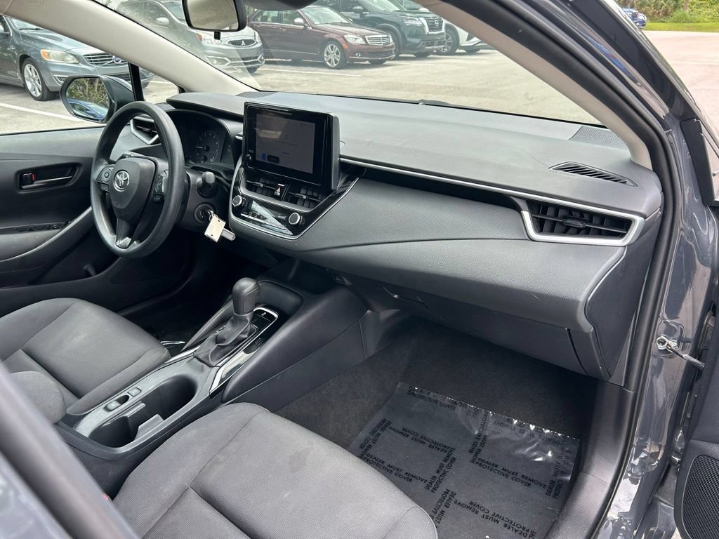 Used 2024 Toyota Corolla LE FWD image 40