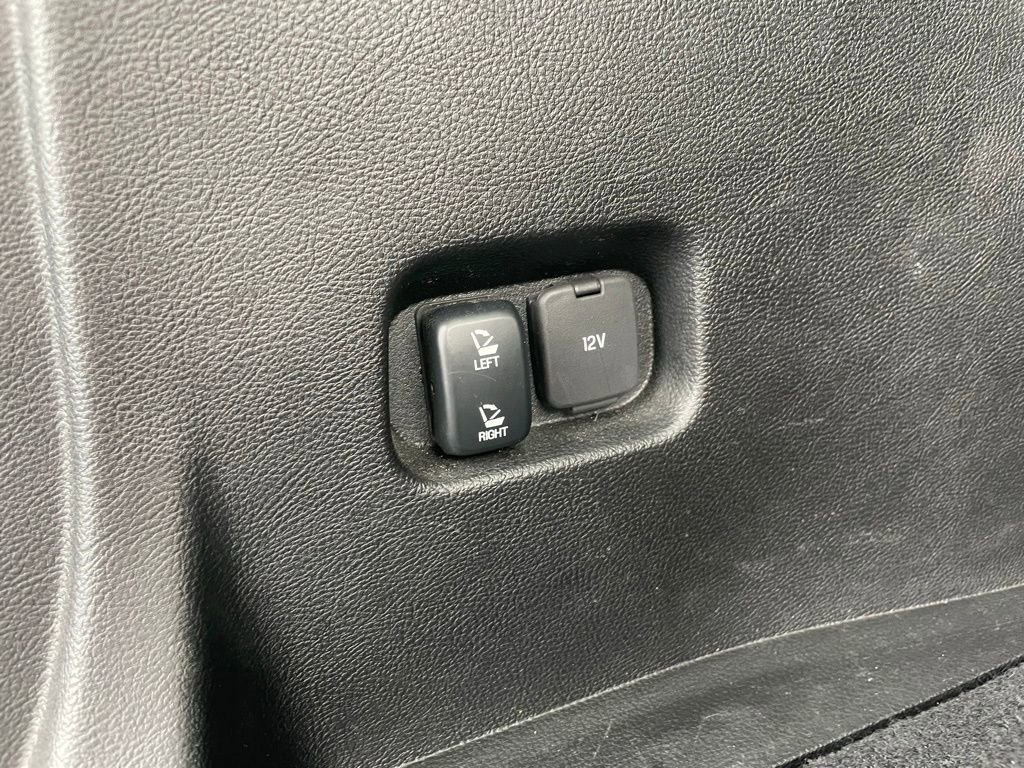 Used 2023 Ford Edge SEL image 33