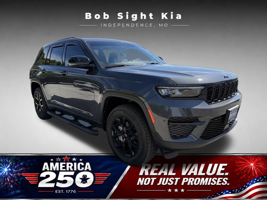 Used 2025 Jeep Grand Cherokee 4WD image 20