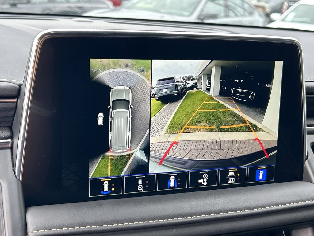 Certified 2024 GMC Yukon XL SLT w/ SLT Luxury Package image 25