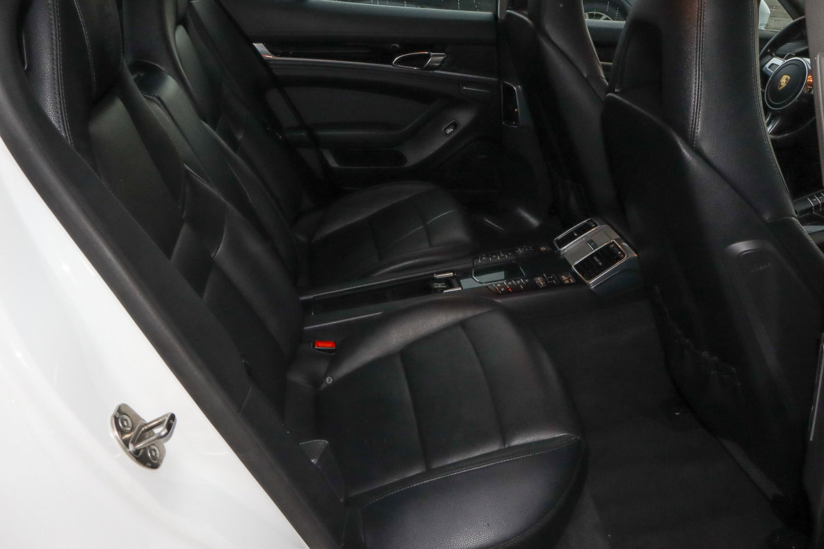 Used 2016 Porsche Panamera Edition image 21