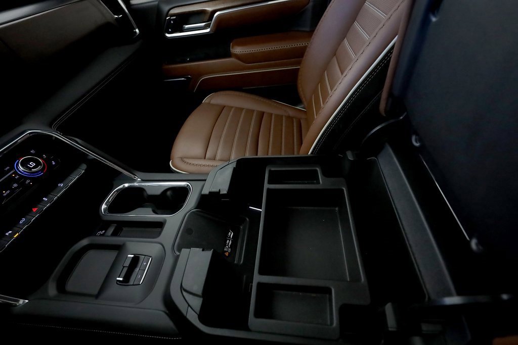 Used 2024 GMC Sierra 3500 Denali Ultimate image 41