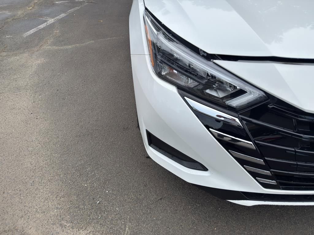 New 2025 Nissan Versa SV image 10