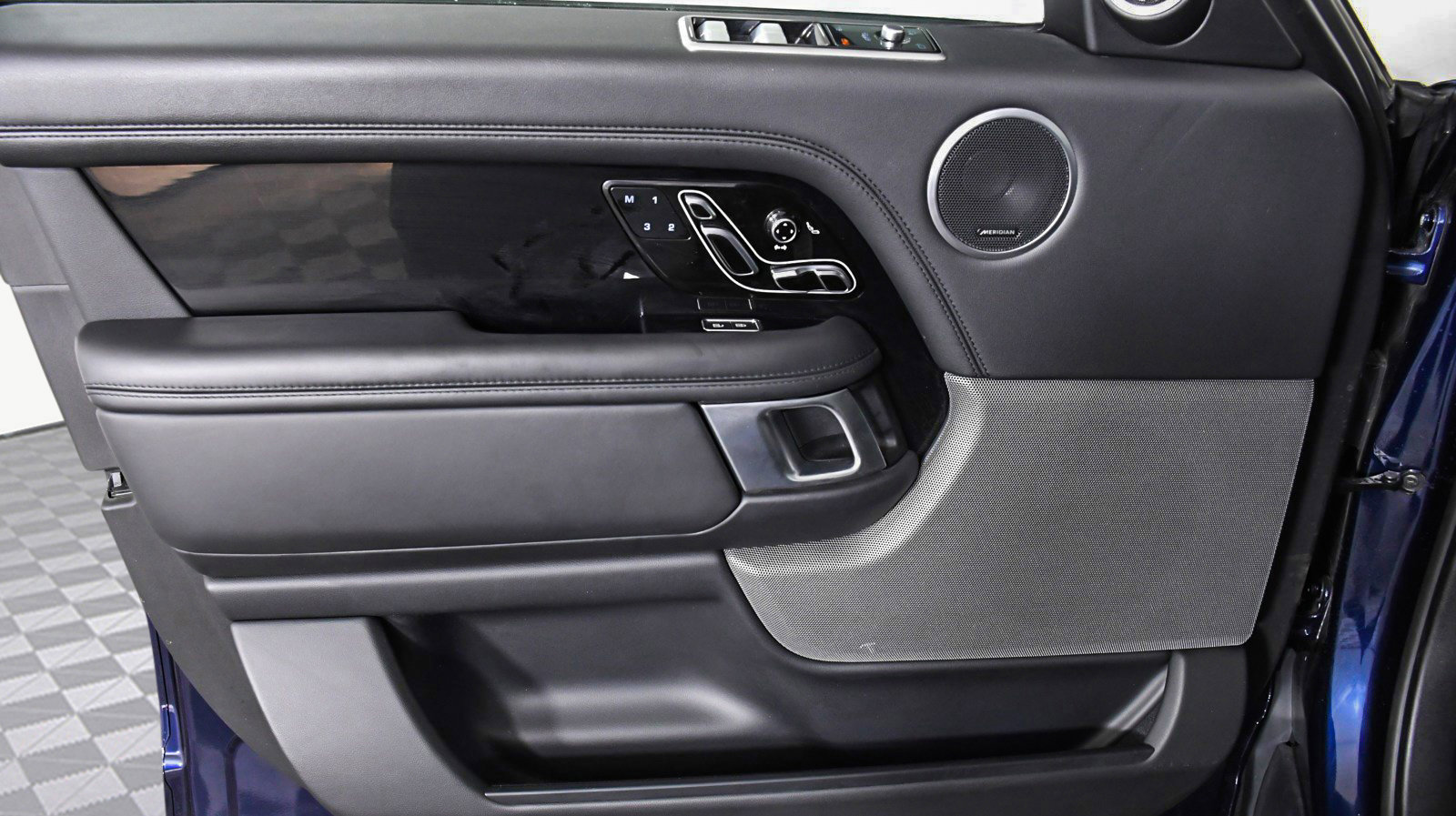 Used 2021 Land Rover Range Rover Westminster Edition image 22