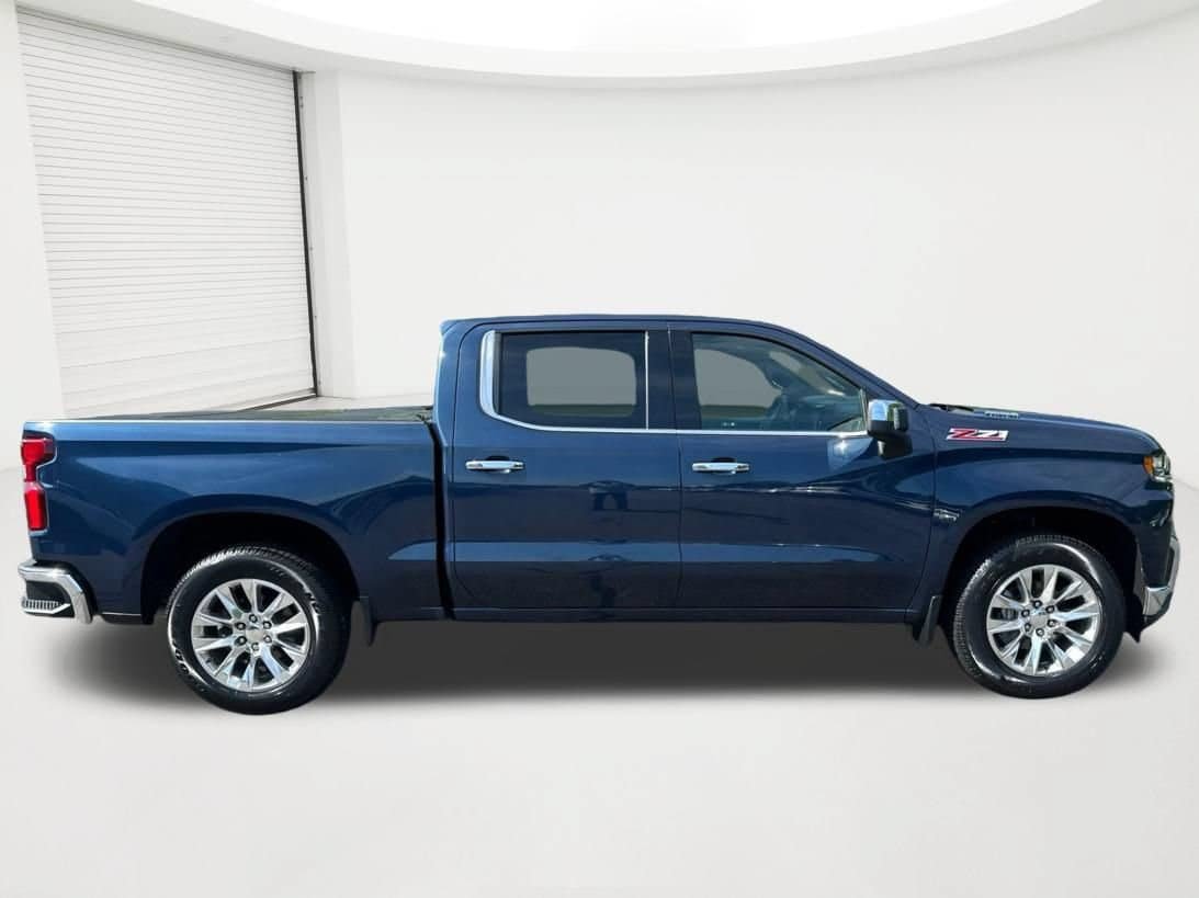 Used 2021 Chevrolet Silverado 1500 LTZ w/ LTZ Premium Package AWD/4WD image 4
