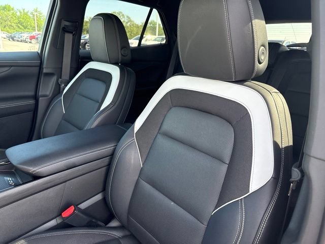 Used 2024 Chevrolet Blazer EV LT AWD/4WD image 24