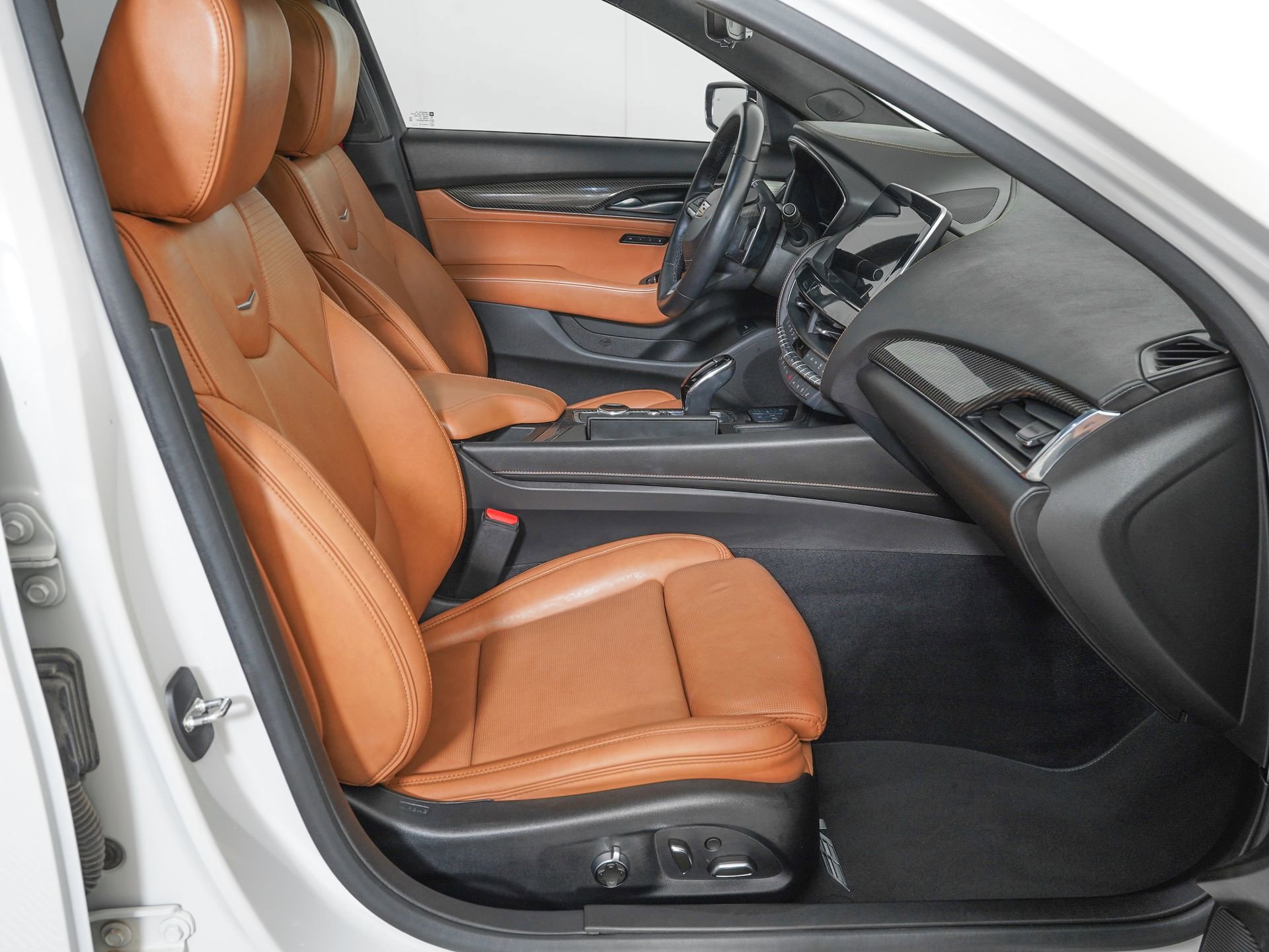 Used 2023 Cadillac CT5 V w/ Platinum Package image 9