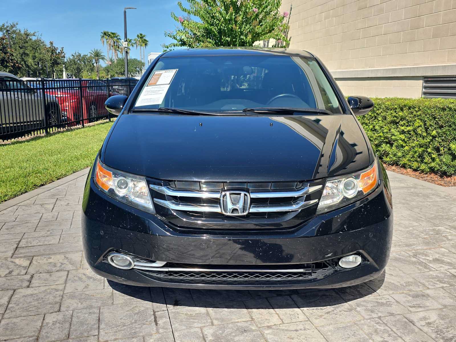 Used 2014 Honda Odyssey Touring image 2
