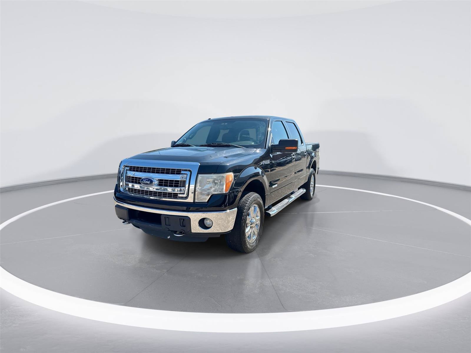 Used 2013 Ford F150 XLT w/ Luxury Equipment Group AWD/4WD image 4
