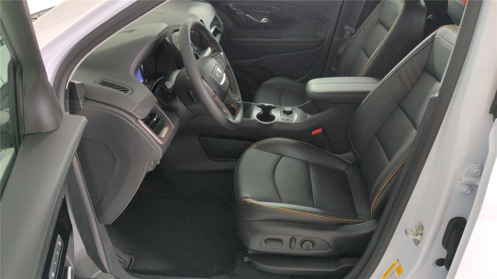 Used 2023 GMC Terrain AT4 AWD/4WD image 14