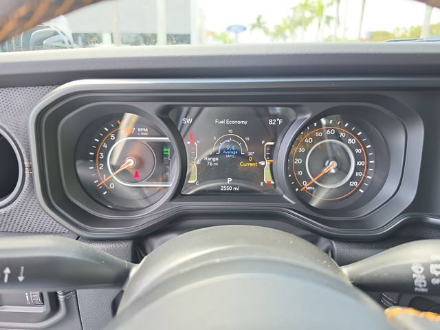 Used 2025 Jeep Wrangler Unlimited Rubicon 392 AWD/4WD image 21