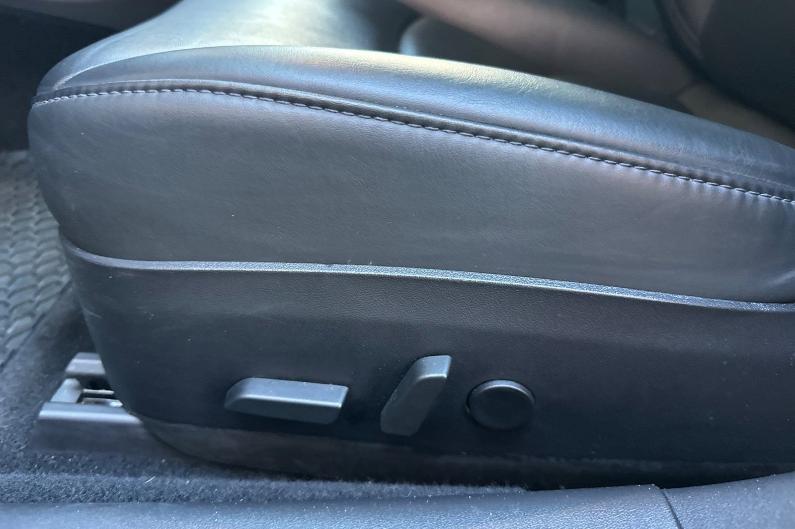 Used 2018 Tesla Model 3 Long Range image 15