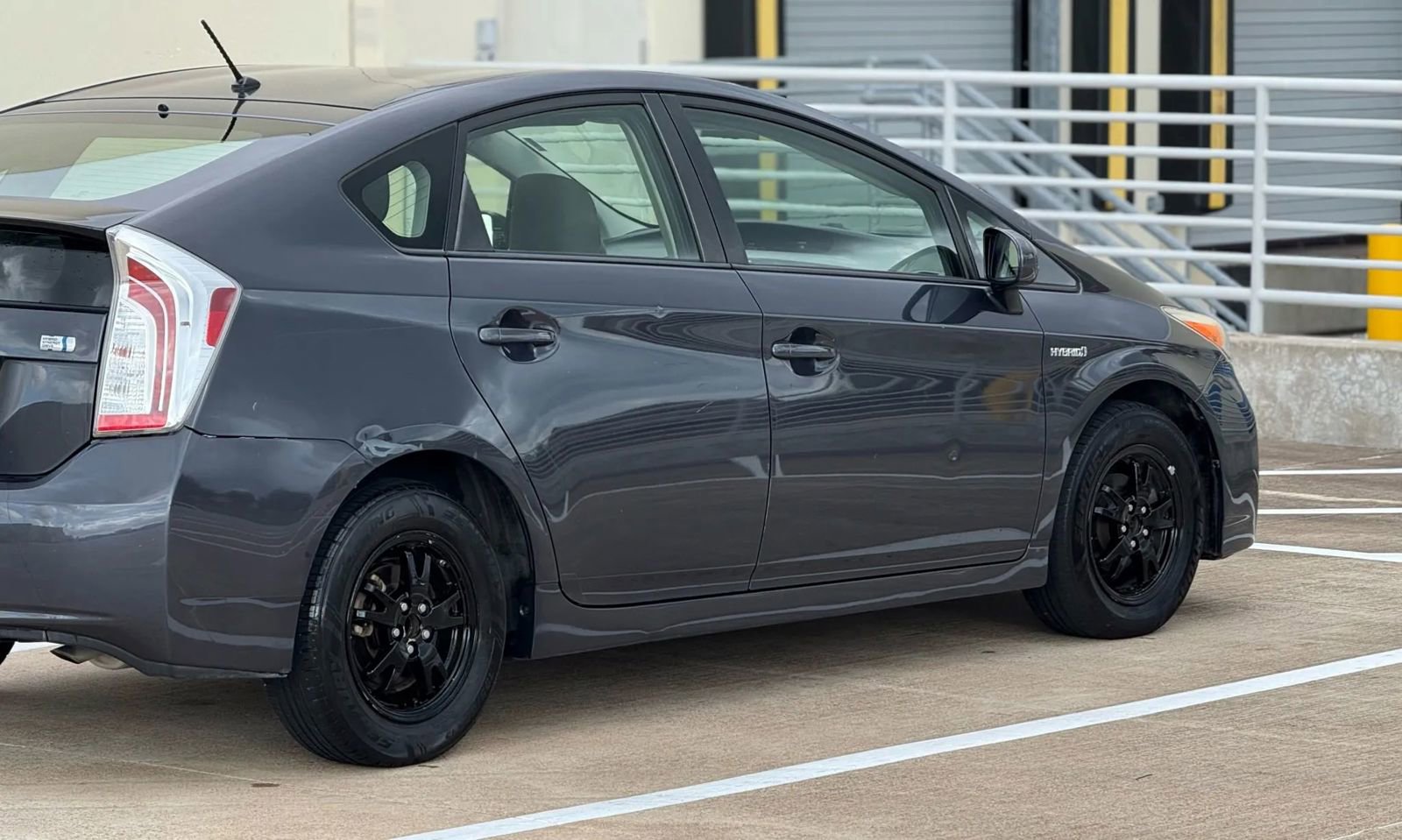 Used 2015 Toyota Prius Two FWD image 9